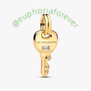 Pandora Key Dangle Charm
